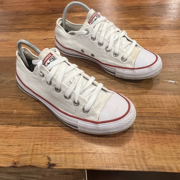 Converse White and Red Low-Top Sneakers - Picture 4 of 9